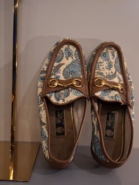 Gucci Brown Italian Leather and Blue Paisley Loafers Shoes with Gold Bit